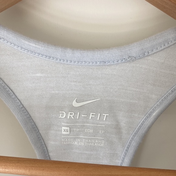 NWT Nike Dry tank top - Picture 3 of 5
